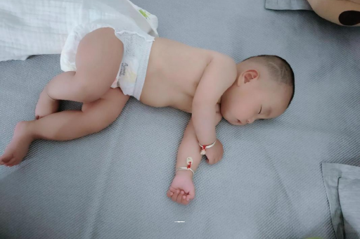安徽怀孕多久会显肚子